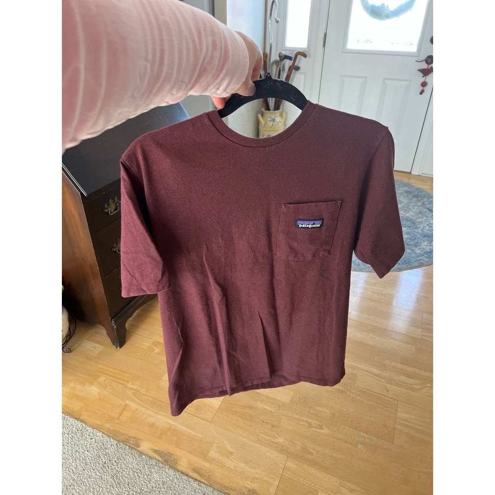 Patagonia‎ men's small shirt